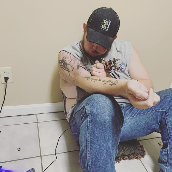 Meet your Posher, Mark - Picture 1 of 1